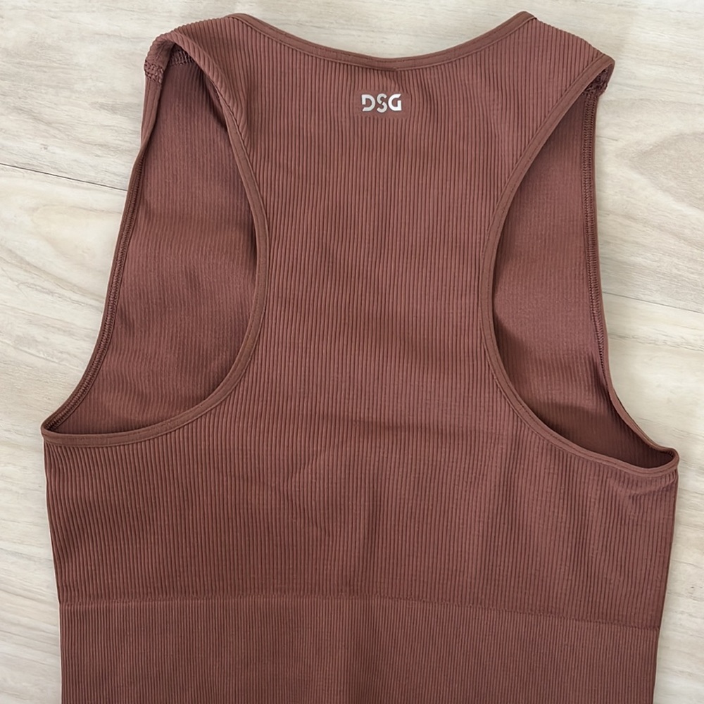 DSG Ribbed Top - Picture 2 of 3